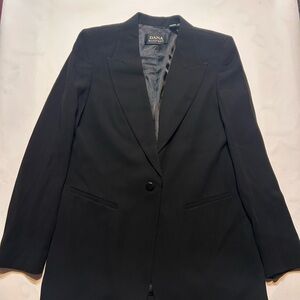 Dana Buchman Classic Black Blazer
